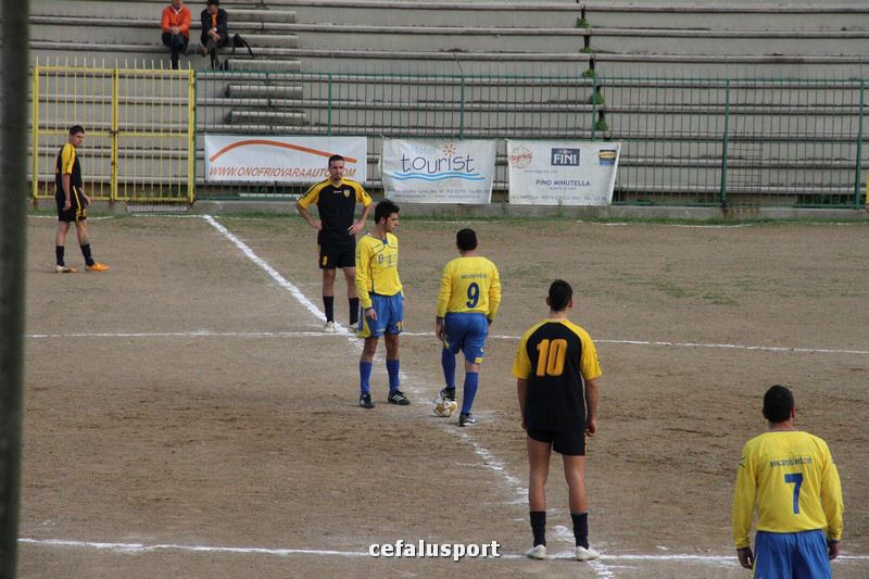 111118 sport 107_tn.jpg